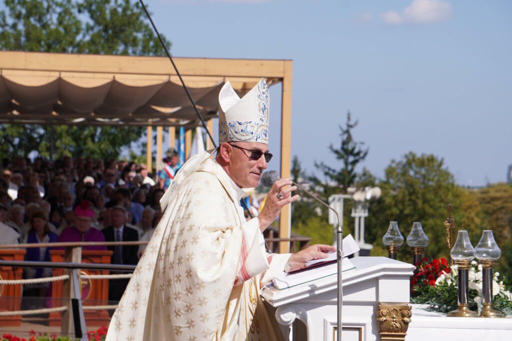 Prymas Polski: Jasnogórskie Śluby Narodu&hellip;